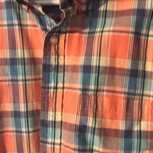Men’s long sleeve button down shirt